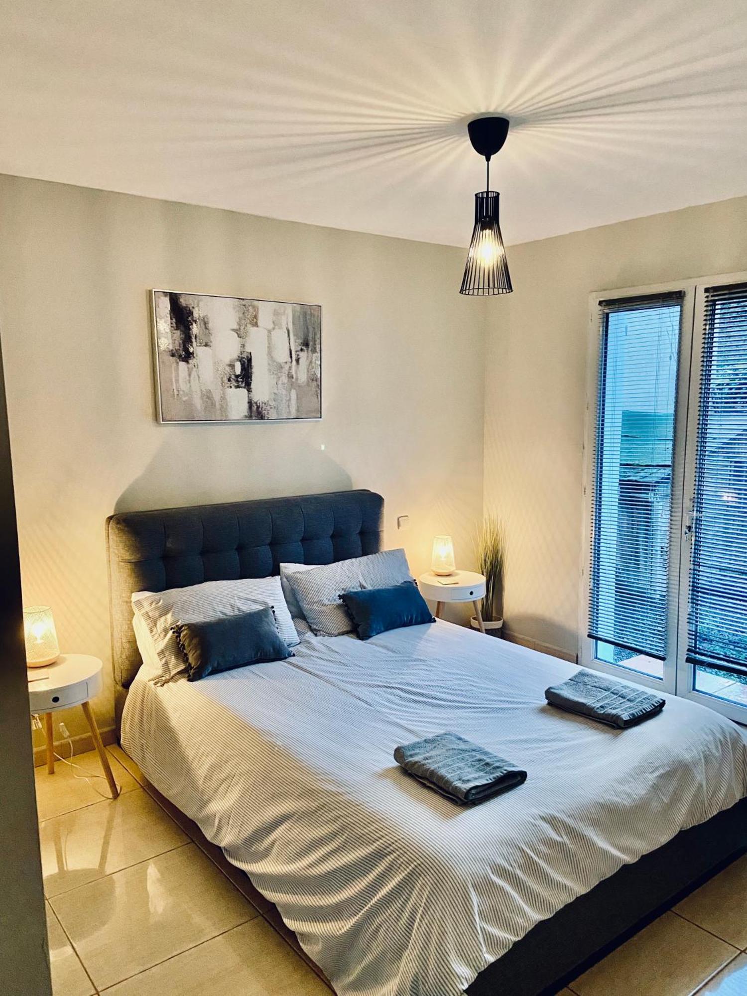 Private Riverside With Breathtaking Views Axat